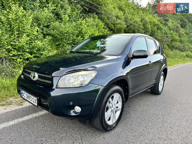 Позашляховик / Кросовер Toyota RAV4 2006 в Турці