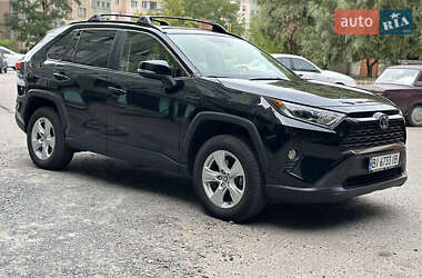 Позашляховик / Кросовер Toyota RAV4 2020 в Києві