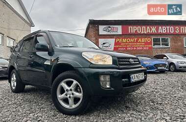 Внедорожник / Кроссовер Toyota RAV4 2003 в Смеле