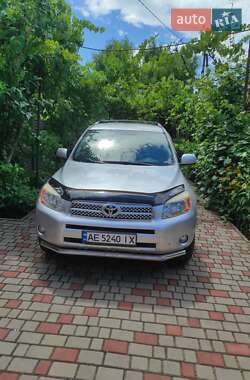 Внедорожник / Кроссовер Toyota RAV4 2006 в Кривом Роге