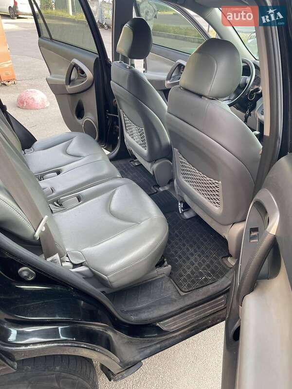 Позашляховик / Кросовер Toyota RAV4 2007 в Білій Церкві