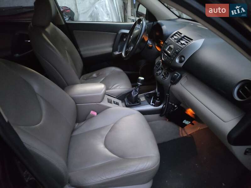 Позашляховик / Кросовер Toyota RAV4 2007 в Хмельницькому