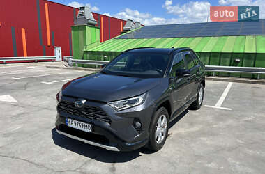 Позашляховик / Кросовер Toyota RAV4 2020 в Києві