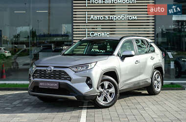 Позашляховик / Кросовер Toyota RAV4 2024 в Львові