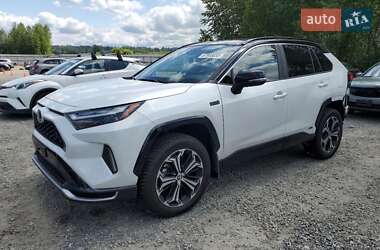Toyota RAV4 2024