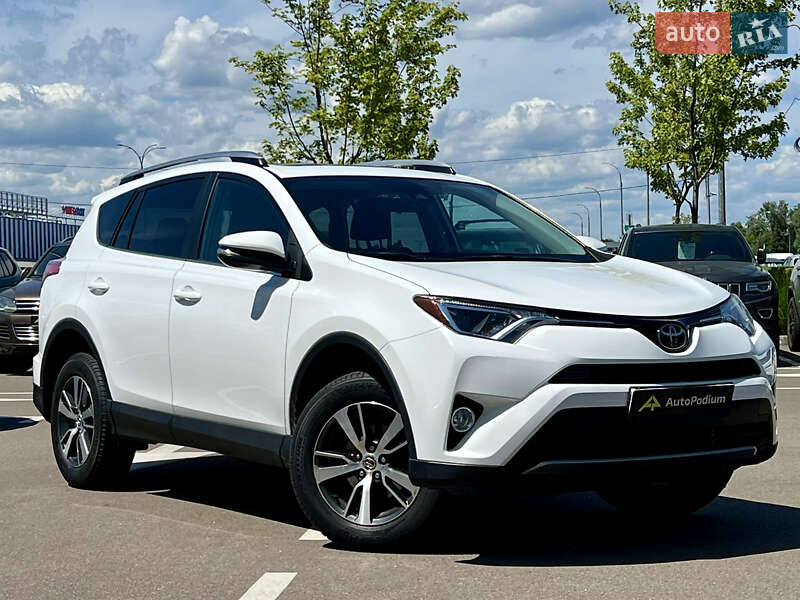 Toyota RAV4 2017
