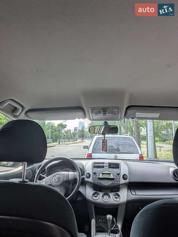 Позашляховик / Кросовер Toyota RAV4 2007 в Києві