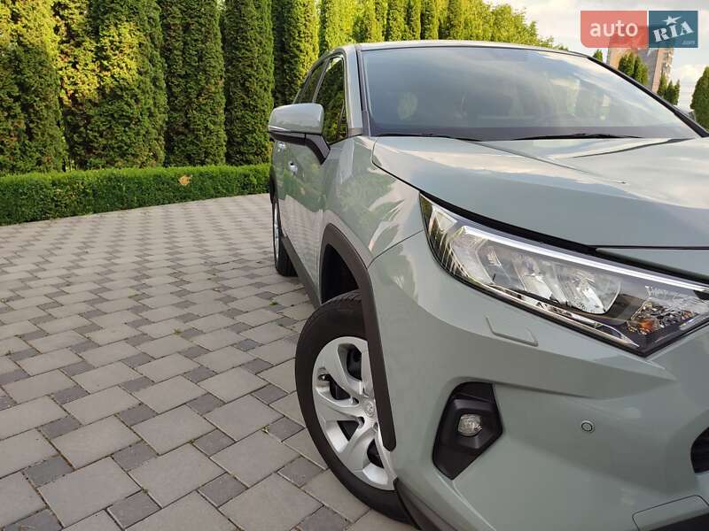 Внедорожник / Кроссовер Toyota RAV4 2022 в Виннице