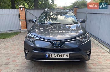 Позашляховик / Кросовер Toyota RAV4 2016 в Полтаві