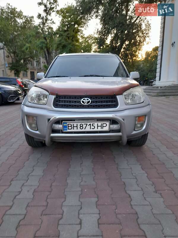 Toyota RAV4 2003