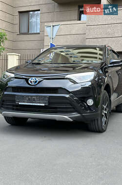 Позашляховик / Кросовер Toyota RAV4 2017 в Одесі