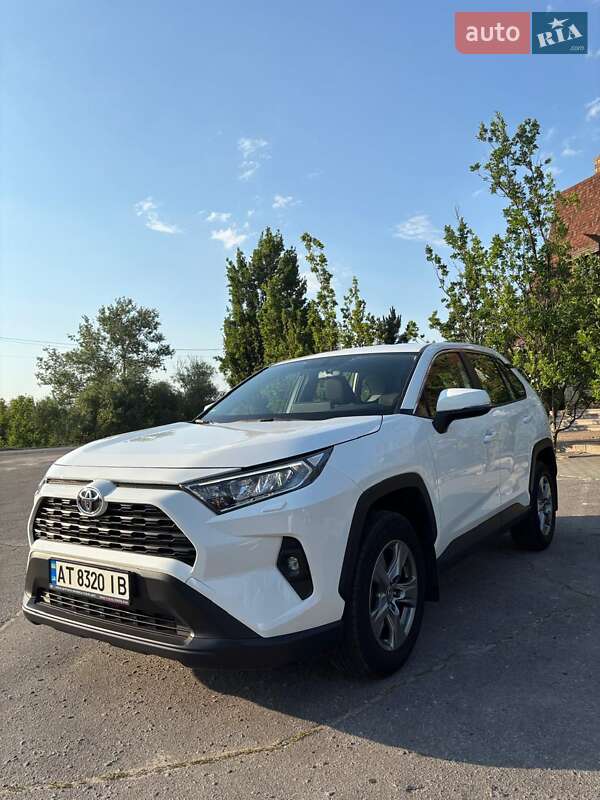 Toyota RAV4 2023