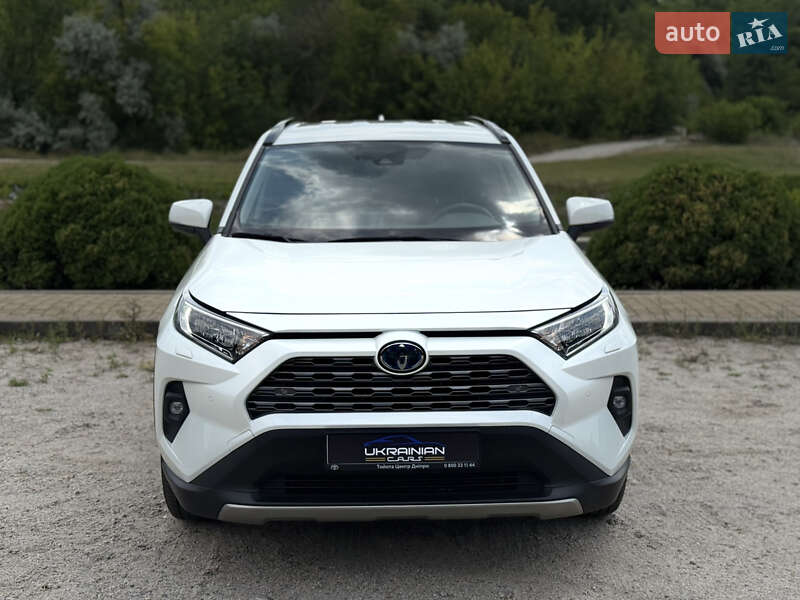 Внедорожник / Кроссовер Toyota RAV4 2022 в Днепре