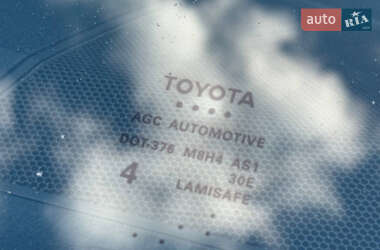 Внедорожник / Кроссовер Toyota RAV4 2014 в 