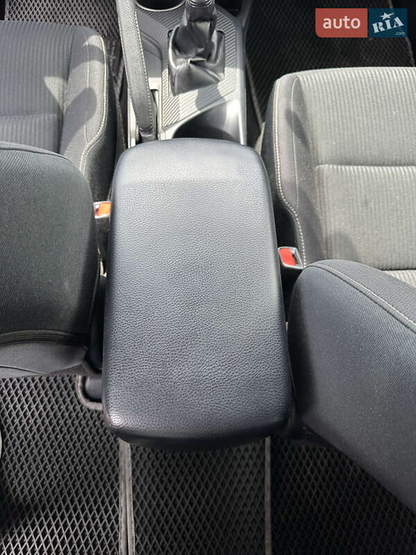 Позашляховик / Кросовер Toyota RAV4 2013 в Білій Церкві