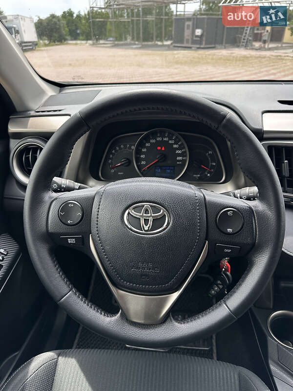 Позашляховик / Кросовер Toyota RAV4 2013 в Білій Церкві