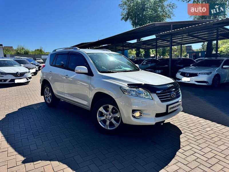 Toyota RAV4 2010