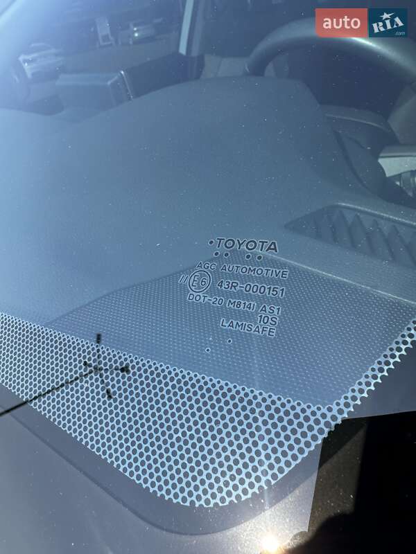 Внедорожник / Кроссовер Toyota RAV4 2022 в Киеве
