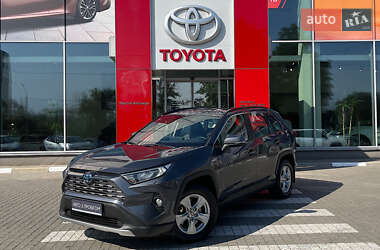 Внедорожник / Кроссовер Toyota RAV4 2020 в Запорожье