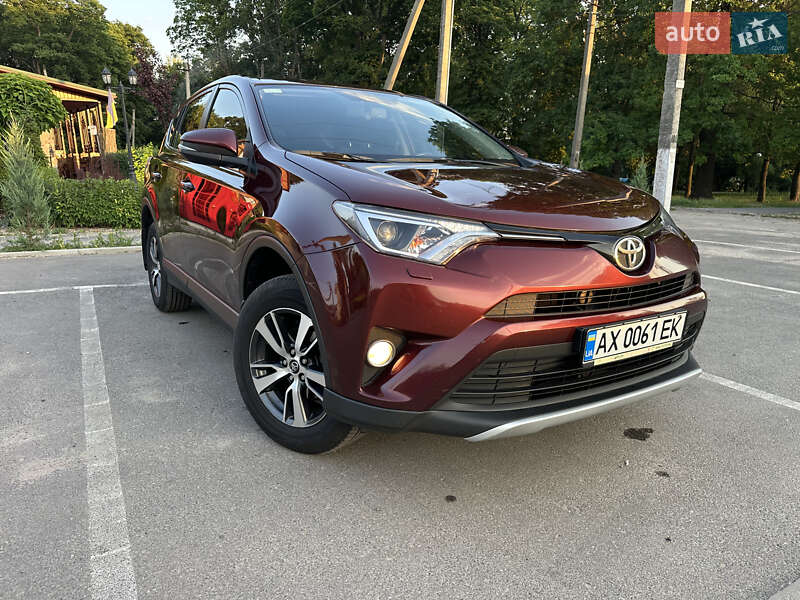 Внедорожник / Кроссовер Toyota RAV4 2016 в Валках фото 2 Внедорожник / Кроссовер Toyota RAV4 2016 в Валках