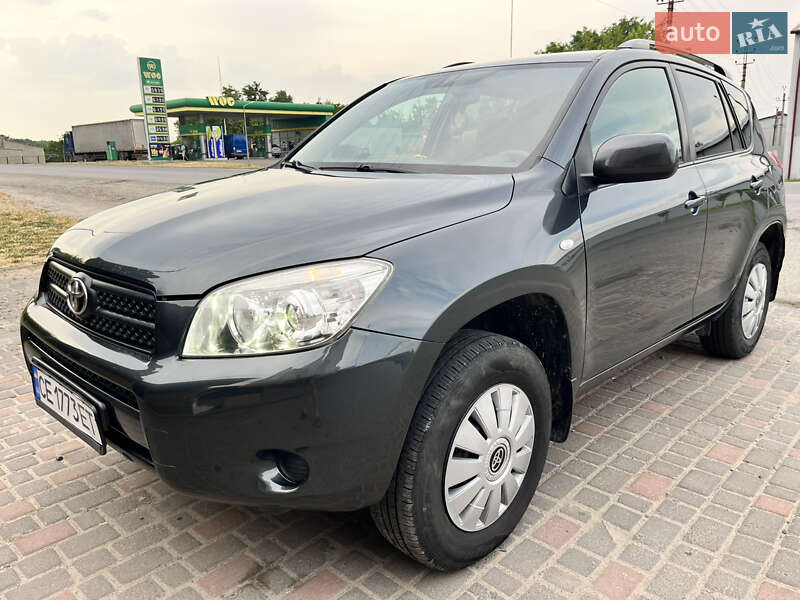 Внедорожник / Кроссовер Toyota RAV4 2007 в 