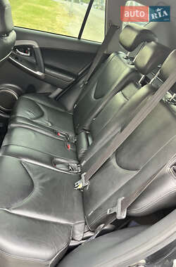 Внедорожник / Кроссовер Toyota RAV4 2007 в 