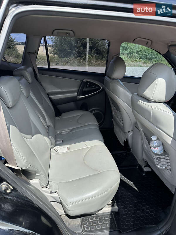 Внедорожник / Кроссовер Toyota RAV4 2007 в Заболотове