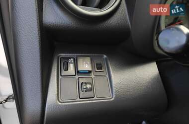 Внедорожник / Кроссовер Toyota RAV4 2007 в 