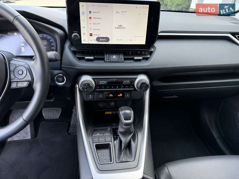 Позашляховик / Кросовер Toyota RAV4 2023 в Києві