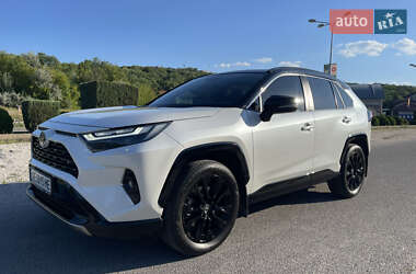 Внедорожник / Кроссовер Toyota RAV4 2023 в Днепре