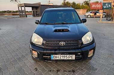 Позашляховик / Кросовер Toyota RAV4 2002 в Снігурівці
