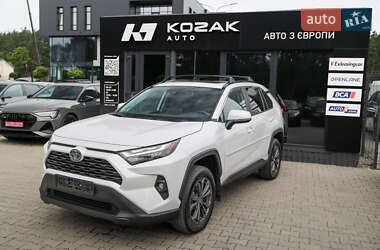 Внедорожник / Кроссовер Toyota RAV4 2024 в Львове