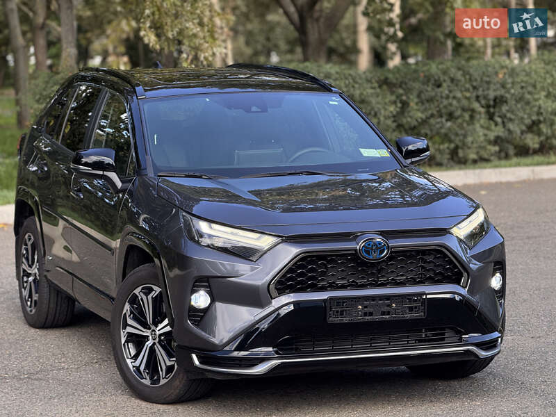 Внедорожник / Кроссовер Toyota RAV4 2022 в Одессе