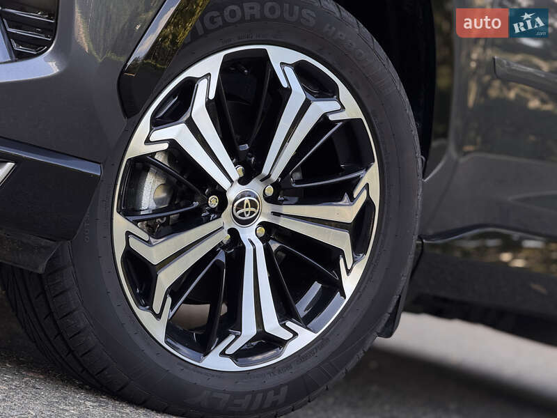 Внедорожник / Кроссовер Toyota RAV4 2022 в Одессе