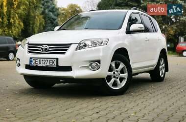 Позашляховик / Кросовер Toyota RAV4 2012 в Чернівцях