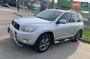 Внедорожник / Кроссовер Toyota RAV4 2006 в Харькове
