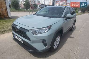 Внедорожник / Кроссовер Toyota RAV4 2019 в Харькове