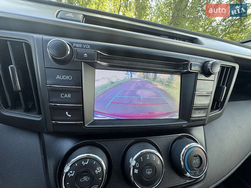 Внедорожник / Кроссовер Toyota RAV4 2018 в Киеве