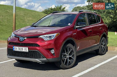 Внедорожник / Кроссовер Toyota RAV4 2017 в Киеве