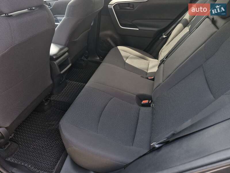 Позашляховик / Кросовер Toyota RAV4 2019 в Миколаєві
