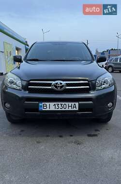 Внедорожник / Кроссовер Toyota RAV4 2006 в 