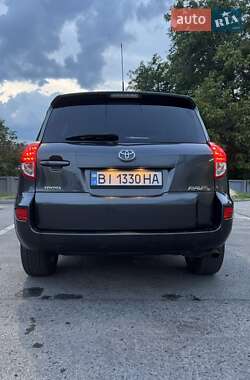 Внедорожник / Кроссовер Toyota RAV4 2006 в 