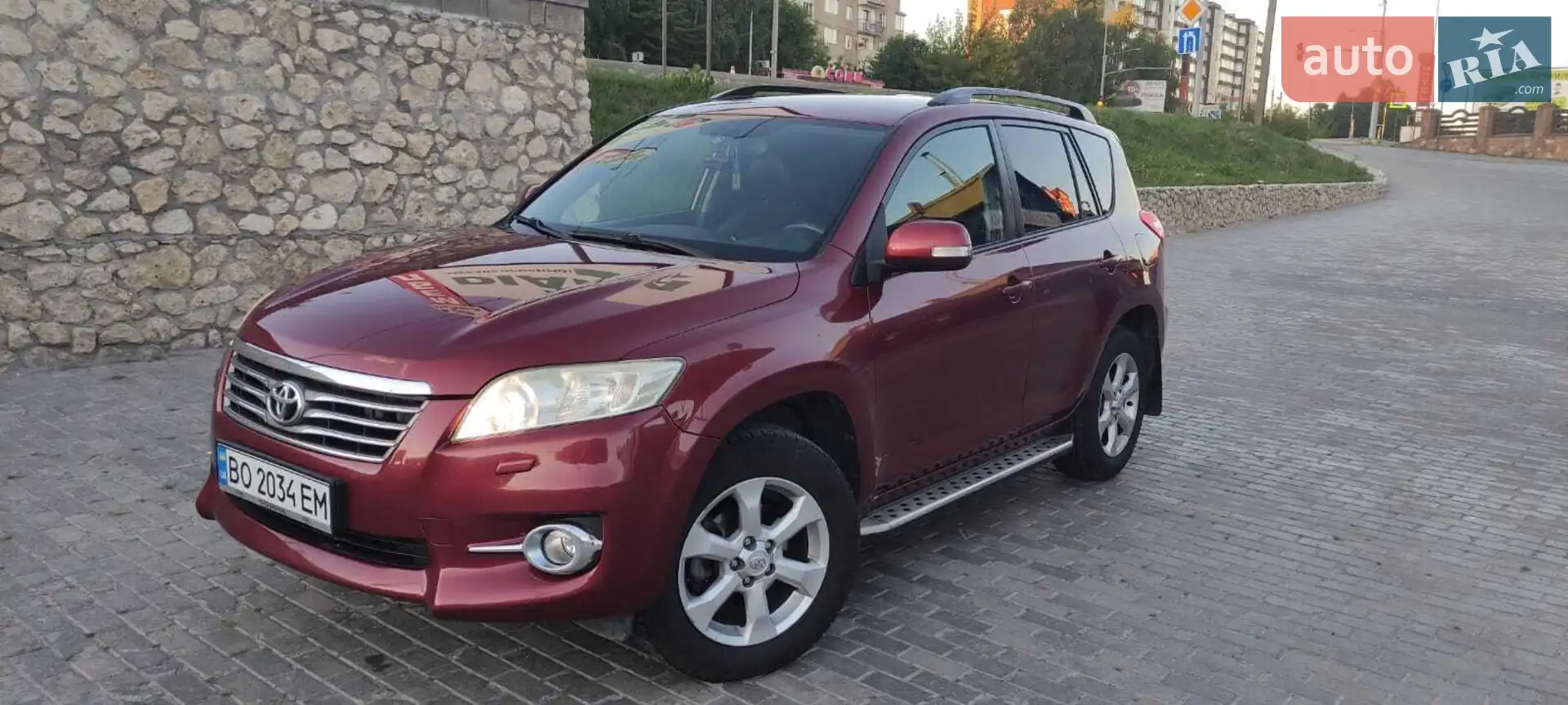 2010 Toyota RAV 4 - фото 1