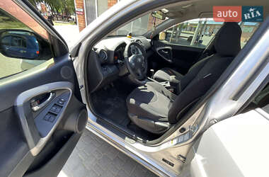 Внедорожник / Кроссовер Toyota RAV4 2007 в 