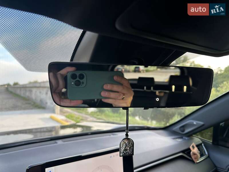 Внедорожник / Кроссовер Toyota RAV4 2023 в Павлограде