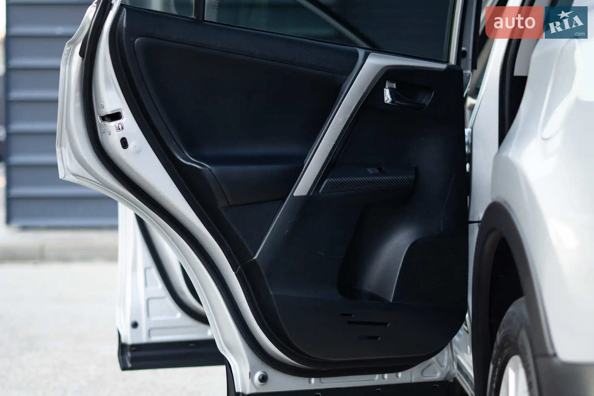 2015 Toyota RAV 4 - мініатюра 29