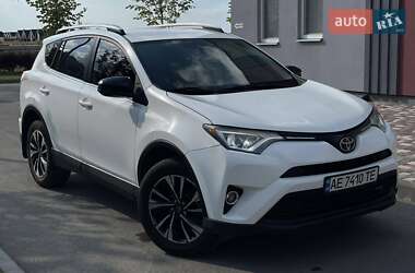 Внедорожник / Кроссовер Toyota RAV4 2018 в Днепре