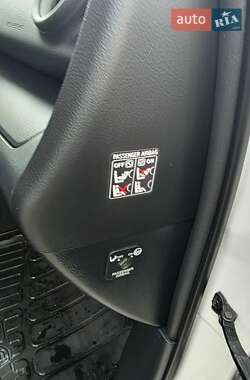 Внедорожник / Кроссовер Toyota RAV4 2011 в 