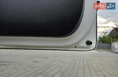 Внедорожник / Кроссовер Toyota RAV4 2011 в 