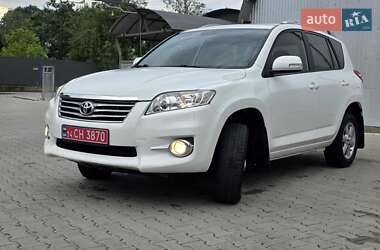 Внедорожник / Кроссовер Toyota RAV4 2011 в 